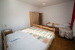 1. Schlafzimmer Gruppenhaus Seline