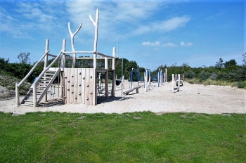 8. Gelände