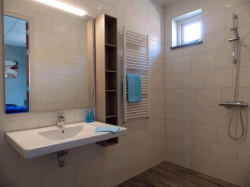Sanit&auml;rbilder von der Gruppenunterkunft 03313248 Gruppenhaus MOLENZICHT in Niederlande 4323 Ellemeet f&uuml;r Sommerfreizeiten