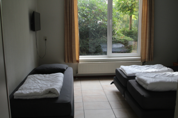 2. Schlafzimmer