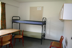 Schlafzimmerbilder vom Gruppenhaus 03453003 BINDERNÃ†S Efterskole in DÃ¤nemark 4970 Roedby für Gruppenfreizeiten