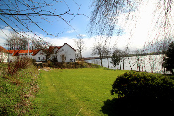 1. Spielwiese