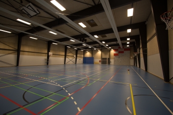 2. Turnhalle