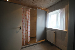 Sanit&auml;rbilder von der Gruppenunterkunft 03453093 Vostrup Efterskole in Dänemark 6880 TARM, VOSTRUP f&uuml;r Sommerfreizeiten