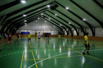 2. Sportplatz