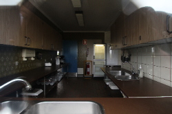 Küchenbilder von der Gruppenunterkunft 03453122 Gruppenhaus SOLSBÃ†KHYTTEN in DÃ¤nemark 9300 Saeby für Familienfreizeiten