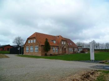 1. Turnhalle