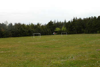 1. Sportplatz