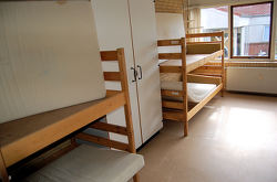 Schlafzimmerbilder vom Gruppenhaus 03453182 SKALS Efterskole in Dänemark 8832 Skals für Gruppenfreizeiten