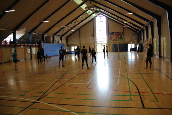 2. Turnhalle
