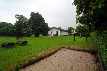 1. Spielwiese
