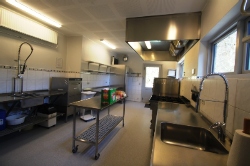 Küchenbilder von der Gruppenunterkunft 03453235 Selbstversorgerhaus  DOLLERUP in DÃ¤nemark 9640 Farsoe für Familienfreizeiten