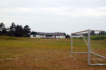 1. Sportplatz