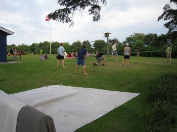 1. Sportplatz