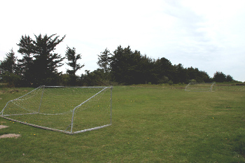 2. Sportplatz