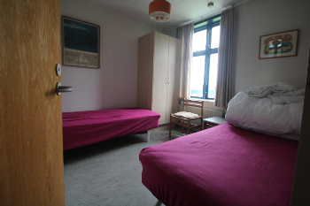 6. Schlafzimmer