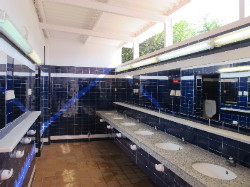 Sanit�rbilder von der Gruppenunterkunft 00340104 ZEBU<sup>®</sup>-Dorf PLATJA D ARO - XL - in D�nemark 17250 Platja d Aro f�r Sommerfreizeiten