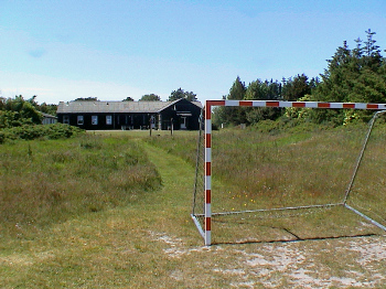 2. Sportplatz