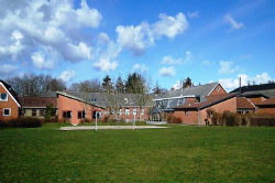 Bilder vom Gel&auml;nde vom Selbstversorgerhaus 03453460 BJERGET EFTERSKOLE in Dänemark 7741 Froestrup f&uuml;r Familienfreizeiten
