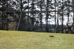 Bilder vom Spielplatz von der Gruppenunterkunft 03453460 BJERGET EFTERSKOLE in Dänemark 7741 Froestrup f&uuml;r Gruppenfreizeiten