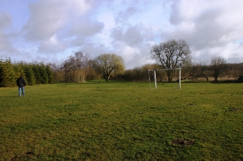 1. Sportplatz