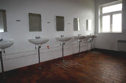 Sanit&auml;rbilder von der Gruppenunterkunft 03453811 Gruppenhaus OLDEMARK in Dänemark DK-5970 AEROESKOEBING f&uuml;r Sommerfreizeiten