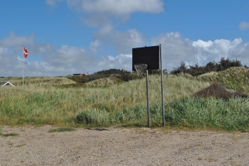 1. Sportplatz