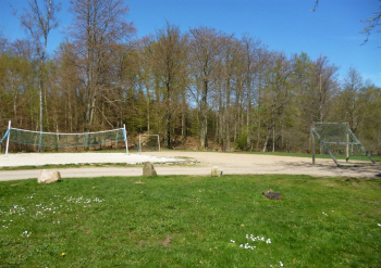 1. Sportplatz