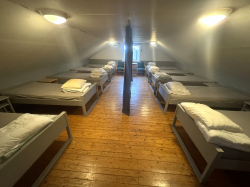 Schlafzimmerbilder vom Gruppenhaus 04464170 Gruppenhaus RENGEN in Schweden 59059 Sturefors f&uuml;r Gruppenfreizeiten