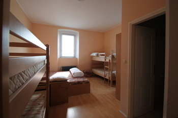 5. Schlafzimmer
