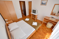 Schlafzimmerbilder vom Gruppenhaus 07387002 Gruppenhaus ROVANJSKA in D�nemark HR Zadar f�r Gruppenfreizeiten