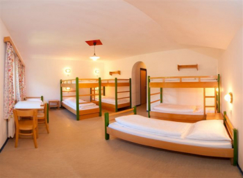 2. Schlafzimmer