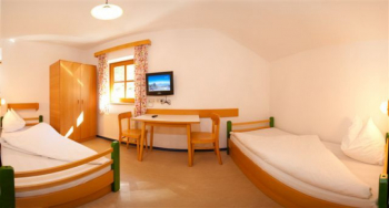 3. Schlafzimmer