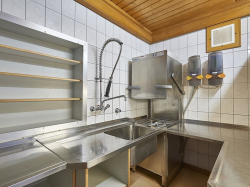 K�chenbilder von der Gruppenunterkunft 07437023 Gruppenhaus NIEDEREGG in D�nemark A-5753 Saalbach-Hinterglemm f�r Familienfreizeiten