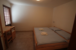 Schlafzimmerbilder vom Gruppenhaus 00380617 Haus MARTIN in D�nemark 51250 Novi Vinodolski f�r Gruppenfreizeiten