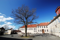 Terrassenbilder vom Selbstversorgerhaus 03453442 RANUM Efterskole in Dänemark 9681 Ranum für Jugendfreizeiten