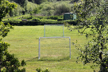 2. Sportplatz