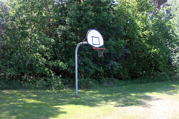 1. Sportplatz