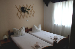 Schlafzimmerbilder vom Gruppenhaus 00380630 Gruppenhaus PETRA *** in D�nemark 51250 Novi Vinodolski ( Povile ) f�r Gruppenfreizeiten