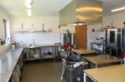 K�chenbilder von der Gruppenunterkunft 03453311 Gruppenhaus REMMERSTRANDLEJREN in Dänemark 7620 Lemvig f�r Familienfreizeiten
