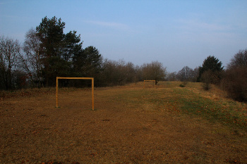 1. Sportplatz
