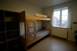 Schlafzimmerbilder vom Gruppenhaus 03453468 HØJER Efterskole in D�nemark 6280 Højer f�r Gruppenfreizeiten