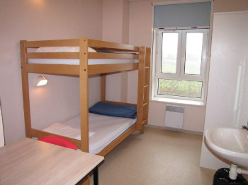 2. Schlafzimmer