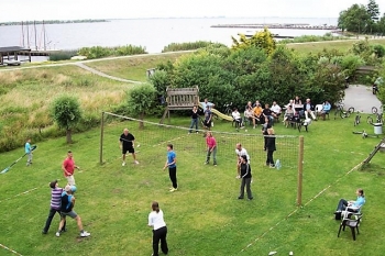 1. Spielwiese