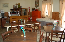 Bilder der Aufenthaltsr&auml;ume vom Gruppenhaus 09399100 Gruppenhaus La Casa sul Lago in Italien I-06063 PG Torricella de Magione f&uuml;r Konfifreizeiten