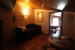 Bilder der Aufenthaltsr&auml;ume vom Gruppenhaus 09399100 Gruppenhaus La Casa sul Lago in Italien I-06063 PG Torricella de Magione f&uuml;r Konfifreizeiten