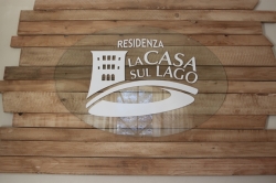Aussenansicht vom Gruppenhaus 09399100 Gruppenhaus La Casa sul Lago in Italien I-06063 PG Torricella de Magione f&uuml;r Gruppenfreizeiten