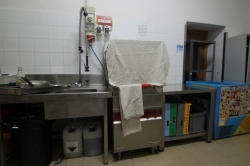 K&uuml;chenbilder von der Gruppenunterkunft 09399100 Gruppenhaus La Casa sul Lago in Italien I-06063 PG Torricella de Magione f&uuml;r Familienfreizeiten