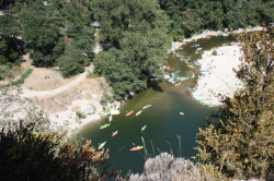Bilder vom Gel&auml;nde vom Selbstversorgerhaus 00339100 ZEBU<sup>®</sup>-Dorf FRANKREICH ARDÈCHE   in Frankreich 07150 Salvadas f&uuml;r Familienfreizeiten