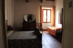 Schlafzimmerbilder vom Gruppenhaus 05395569 Gruppenhaus MONTICIANO in Italien 53015 Monticiano, Si f&uuml;r Gruppenfreizeiten